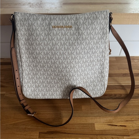 Michael Kors Handbags - Michael Kors Beige Signature MK Crossbody with Brown Strap